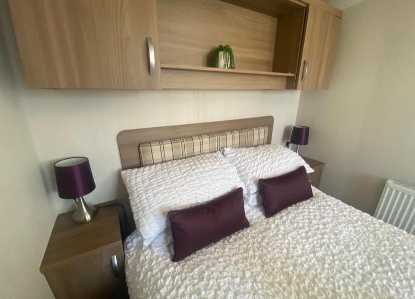 Caravan Church Farm Holiday Village Pagham Esterno foto