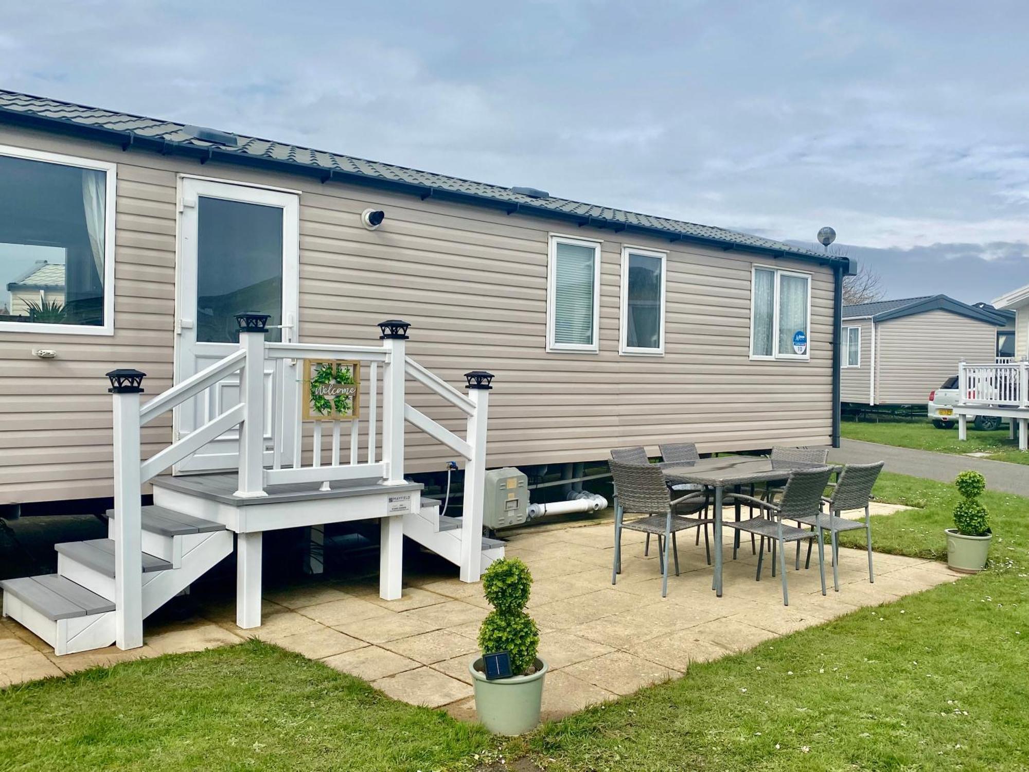 Caravan Church Farm Holiday Village Pagham Esterno foto